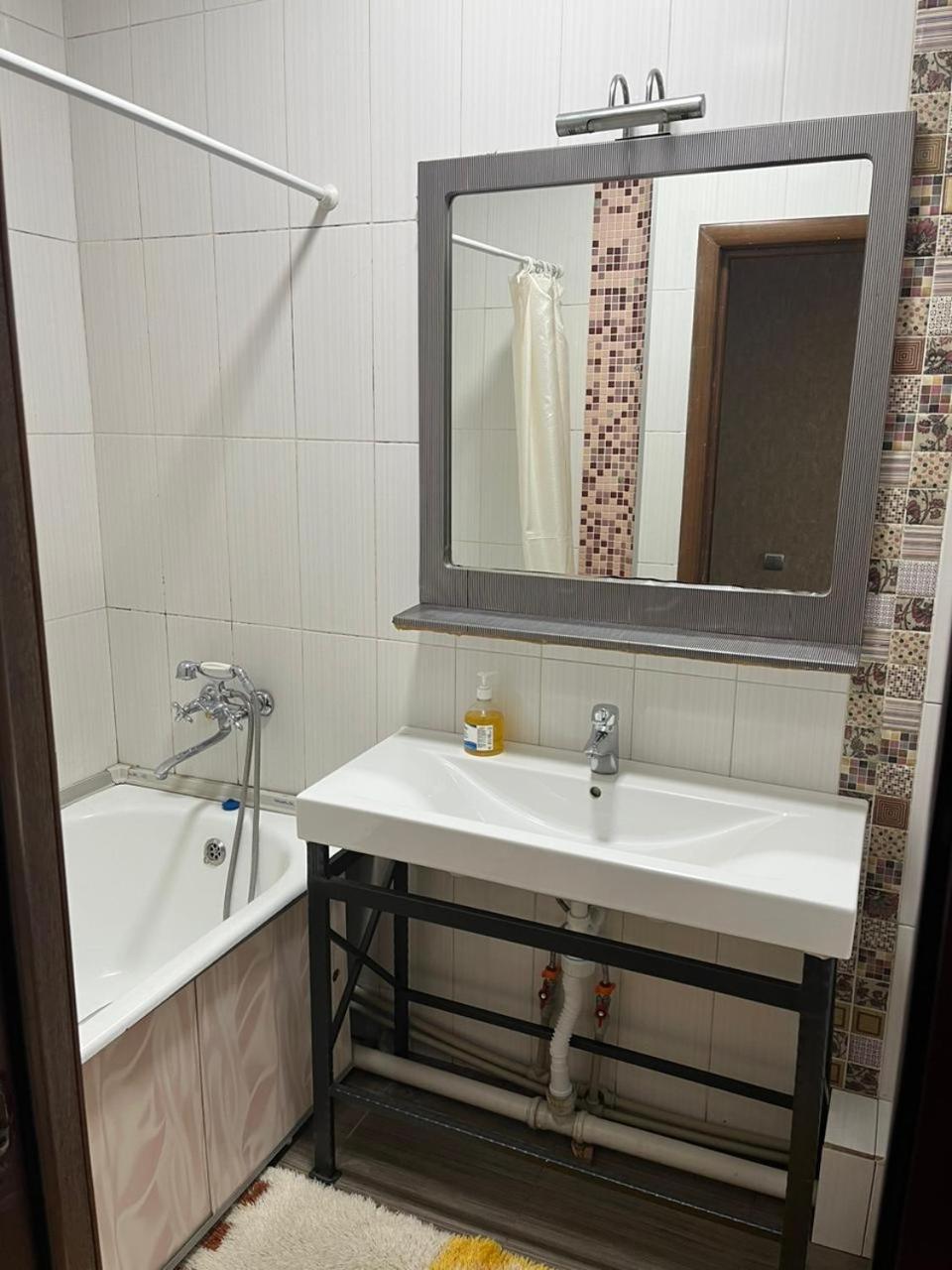 Apartments On Mustafa Ozturk Αλμάτι Δωμάτιο φωτογραφία